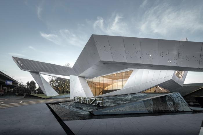 BIM建筑|武汉万科城市之光展示中心 / 上海天华建筑设计 BIM建筑|武汉万科城市之光展示中心 / 上海天华建筑设计