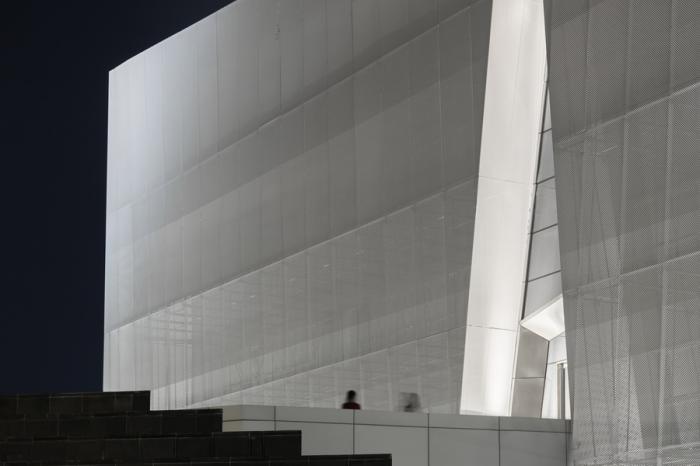 BIM建筑|荒野上的汉白玉——水发·信息小镇产业展示中心 / aoe|事建组 BIM建筑|荒野上的汉白玉——水发·信息小镇产业展示中心 / aoe|事建组