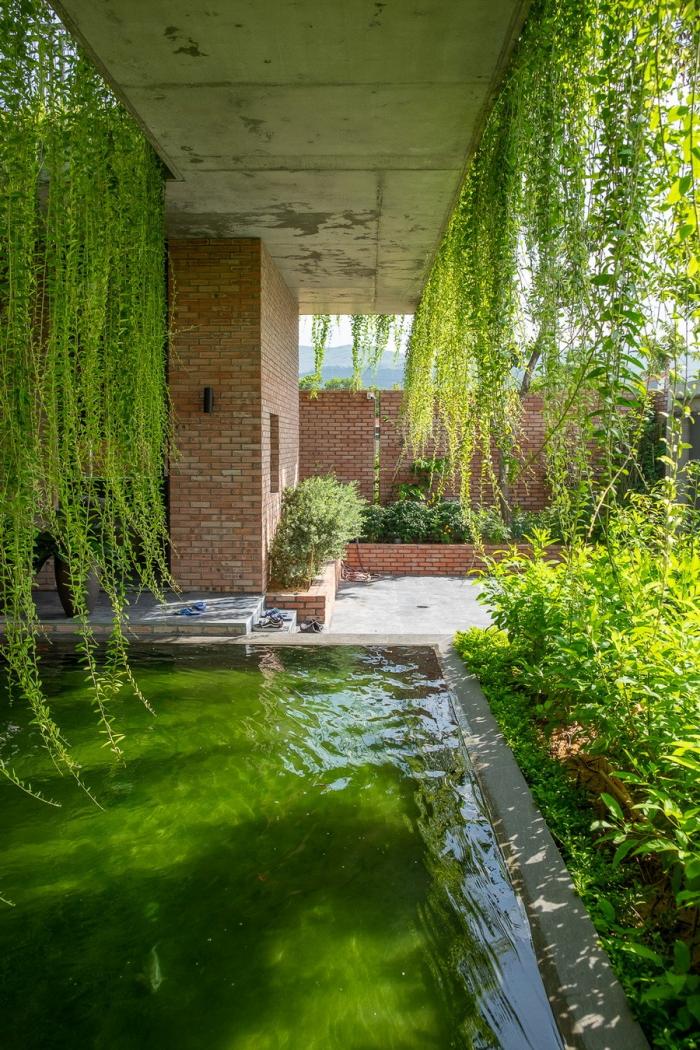 BIM建筑|闲赏庭院,静观游鱼:越南绿幕住宅 / HGAA BIM建筑|闲赏庭院,静观游鱼:越南绿幕住宅 / HGAA