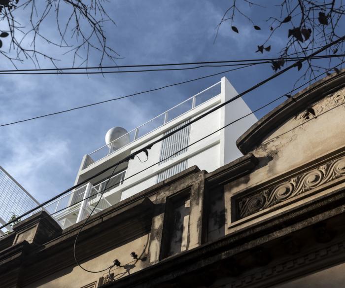 BIM建筑|卡塔马卡公寓,以诗与艺术点缀空白 / Carlos Alejandro Ciravegna BIM建筑|卡塔马卡公寓,以诗与艺术点缀空白 / Carlos Alejandro Ciravegna