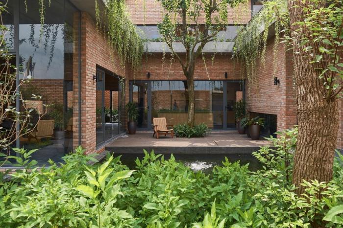 BIM建筑|闲赏庭院,静观游鱼:越南绿幕住宅 / HGAA BIM建筑|闲赏庭院,静观游鱼:越南绿幕住宅 / HGAA