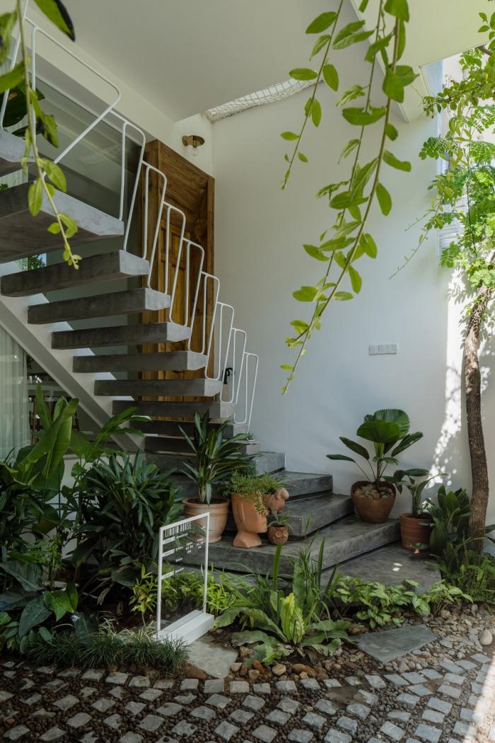 BIM建筑|与自然共居,越南百叶窗住宅 / Limdim House Studio BIM建筑|与自然共居,越南百叶窗住宅 / Limdim House Studio