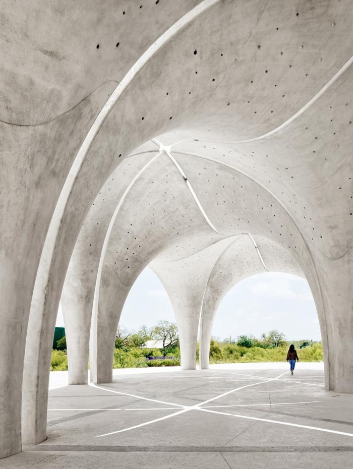 BIM建筑|混凝土“花瓣”展亭——汇流公园 / Lake|Flato Architects BIM建筑|混凝土“花瓣”展亭——汇流公园 / Lake|Flato Architects