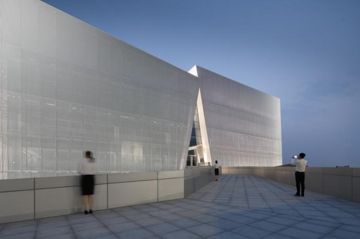BIM建筑|荒野上的汉白玉——水发·信息小镇产业展示中心 / aoe|事建组 BIM建筑|荒野上的汉白玉——水发·信息小镇产业展示中心 / aoe|事建组