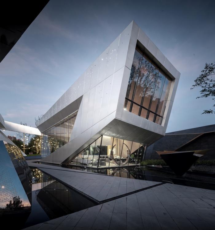 BIM建筑|武汉万科城市之光展示中心 / 上海天华建筑设计 BIM建筑|武汉万科城市之光展示中心 / 上海天华建筑设计