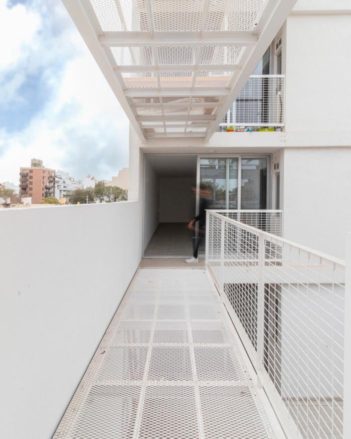 BIM建筑|卡塔马卡公寓,以诗与艺术点缀空白 / Carlos Alejandro Ciravegna BIM建筑|卡塔马卡公寓,以诗与艺术点缀空白 / Carlos Alejandro Ciravegna