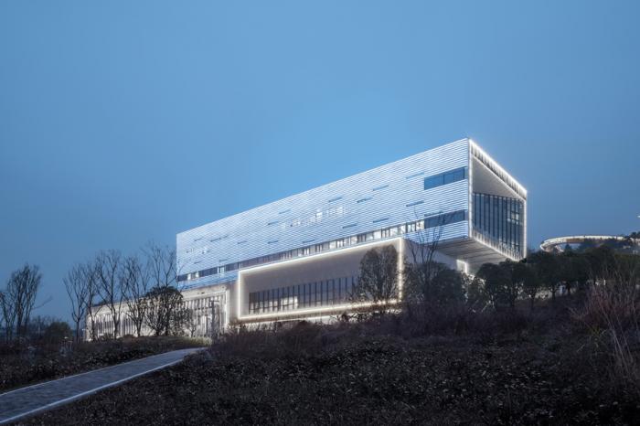 BIM建筑|版权云工作基地——国内首发国家数字音像传播服务平台 / 上海华都建筑规划设计 BIM建筑|版权云工作基地——国内首发国家数字音像传播服务平台 / 上海华都建筑规划设计
