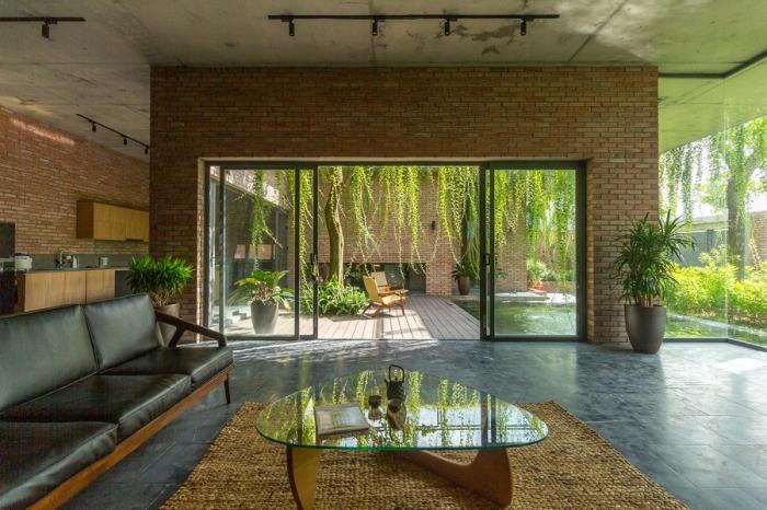 BIM建筑|闲赏庭院,静观游鱼:越南绿幕住宅 / HGAA BIM建筑|闲赏庭院,静观游鱼:越南绿幕住宅 / HGAA