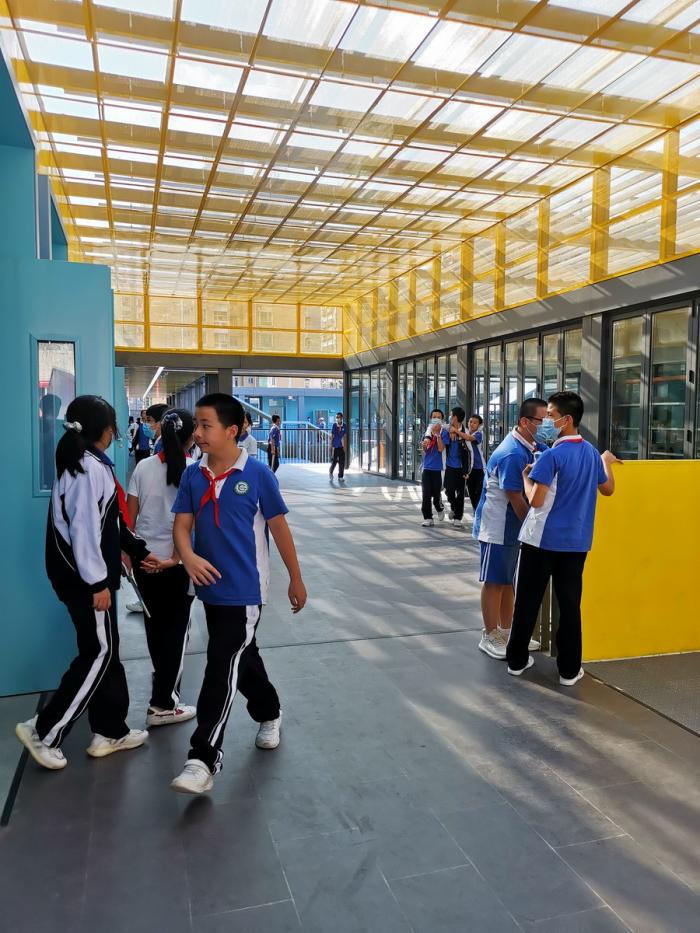 BIM建筑|深圳罗湖翠园中学东晓校区腾挪学校 / 深圳大学 何川建筑工作室 BIM建筑|深圳罗湖翠园中学东晓校区腾挪学校 / 深圳大学 何川建筑工作室