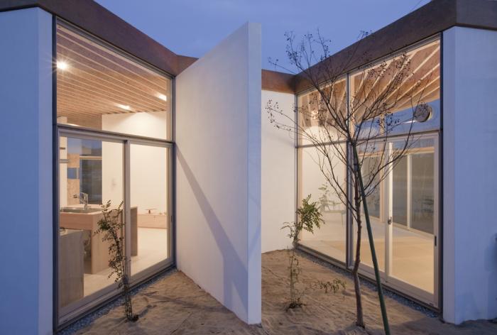 BIM建筑|日本“L”型墙住宅 / 宮晶子建筑工作室 BIM建筑|日本“L”型墙住宅 / 宮晶子建筑工作室