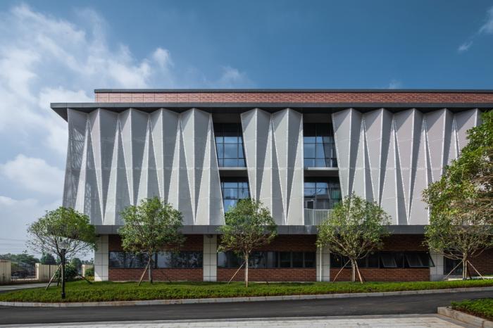 BIM建筑|长沙康礼·克雷格公学 / 象外营造工作室 & 深圳市建筑设计研究总院有限公司 BIM建筑|长沙康礼·克雷格公学 / 象外营造工作室 & 深圳市建筑设计研究总院有限公司