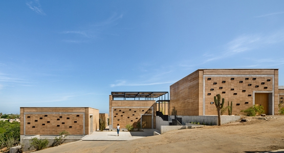 BIM建筑|里玛设计集团在洛斯·卡波斯设计夯土艺术中心 BIM建筑|里玛设计集团在洛斯·卡波斯设计夯土艺术中心