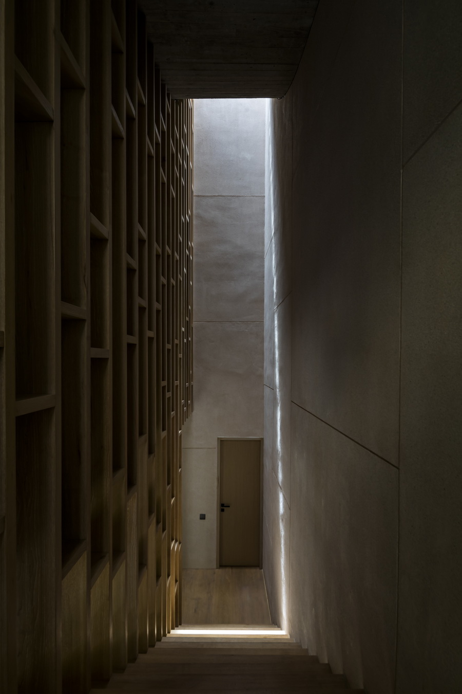 BIM建筑|越南Tan Dinh住宅,简居于“桥上” / MIA Design Studio BIM建筑|越南Tan Dinh住宅,简居于“桥上” / MIA Design Studio
