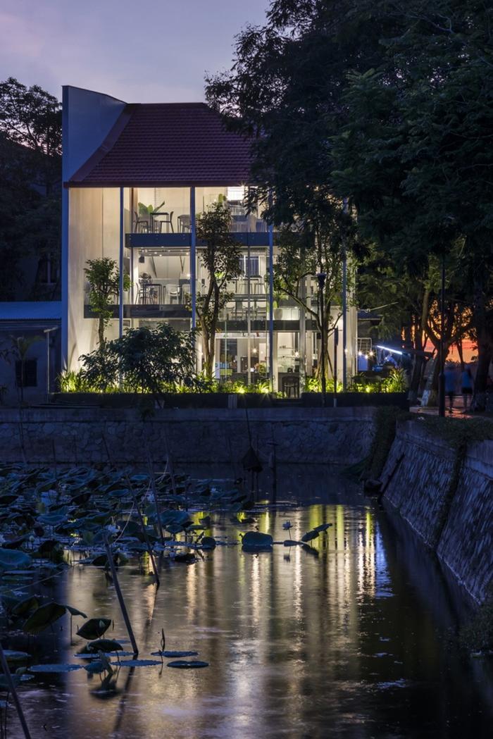BIM建筑|O2咖啡店,越南 / MW archstudio BIM建筑|O2咖啡店,越南 / MW archstudio