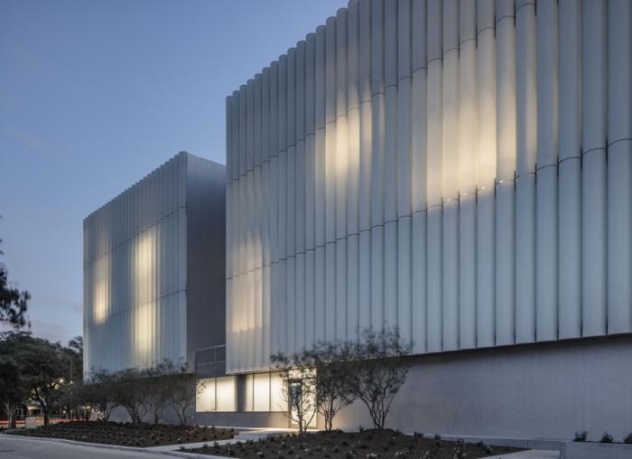 BIM建筑|休斯顿艺术博物馆新翼 / 斯蒂文·霍尔建筑事务所 BIM建筑|休斯顿艺术博物馆新翼 / 斯蒂文·霍尔建筑事务所