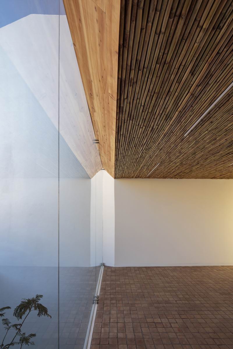 BIM建筑|旧建筑新改造 | 厄瓜多尔玻璃餐厅 BIM建筑|旧建筑新改造 | 厄瓜多尔玻璃餐厅