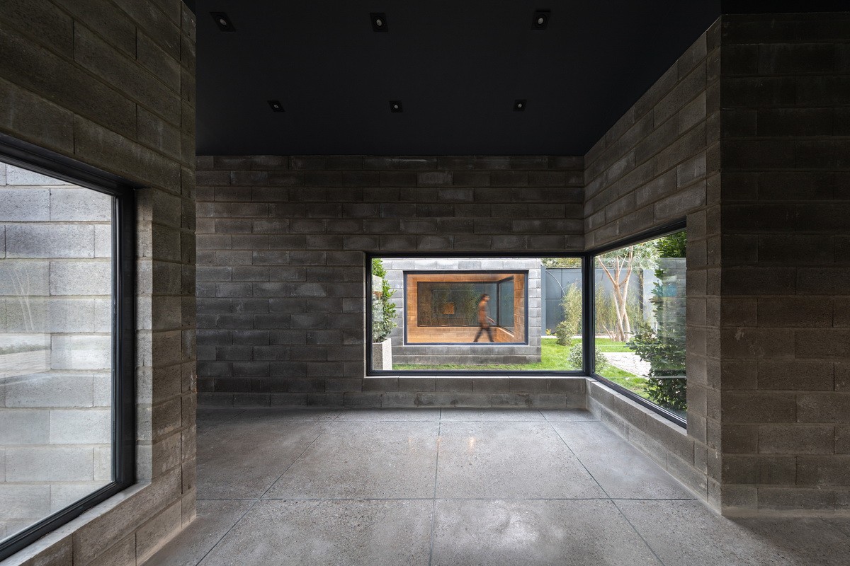 BIM建筑|Aptus 工厂展厅,庭院与光影之歌 / Hooba Design BIM建筑|Aptus 工厂展厅,庭院与光影之歌 / Hooba Design