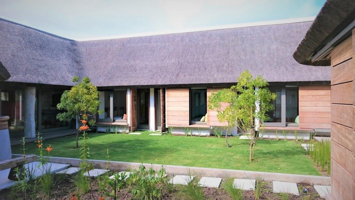 BIM建筑|南非乡村度假屋,乡土粗野主义 / Bert Pepler Architects BIM建筑|南非乡村度假屋,乡土粗野主义 / Bert Pepler Architects