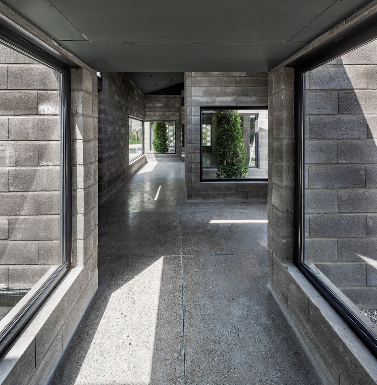 BIM建筑|Aptus 工厂展厅,庭院与光影之歌 / Hooba Design BIM建筑|Aptus 工厂展厅,庭院与光影之歌 / Hooba Design