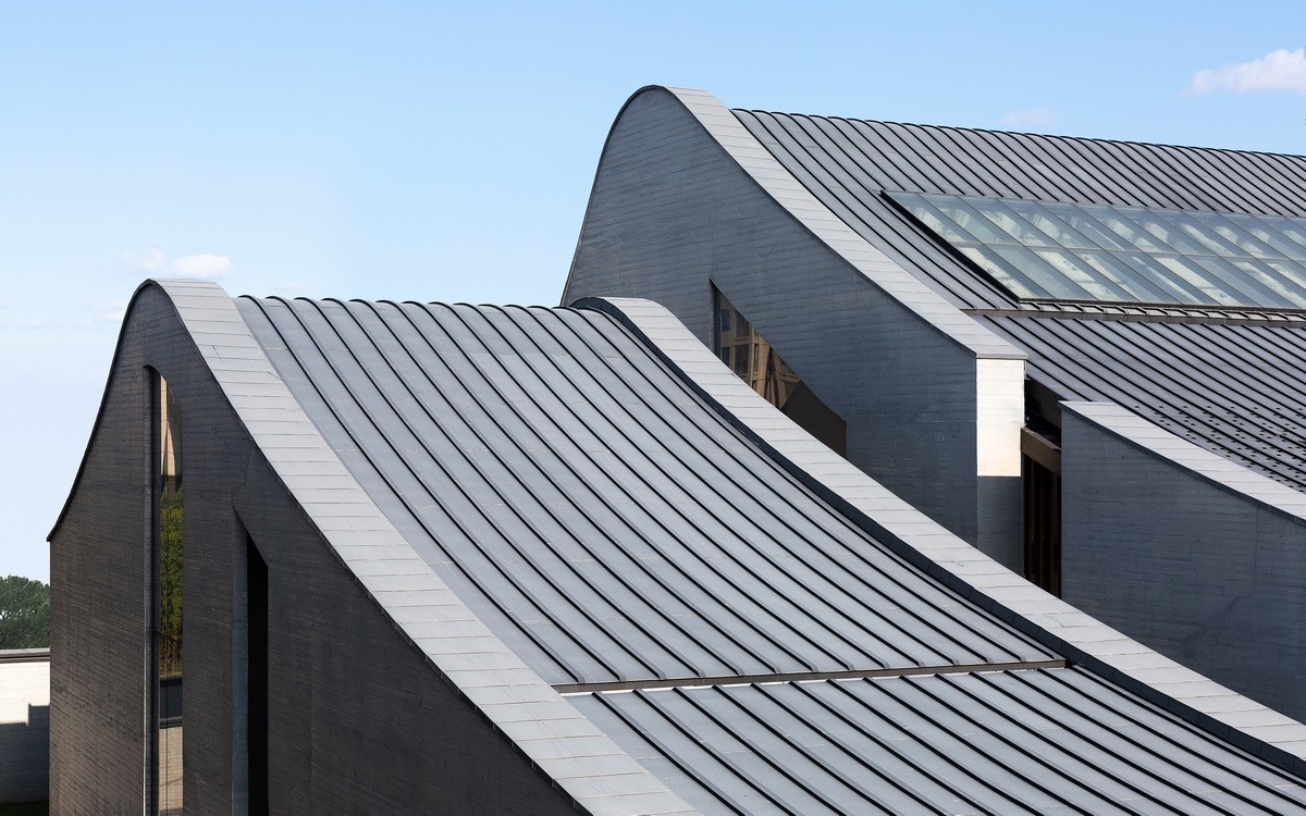 BIM建筑|融素——一座现代寺庙的初现 / 墨泰建筑 BIM建筑|融素——一座现代寺庙的初现 / 墨泰建筑