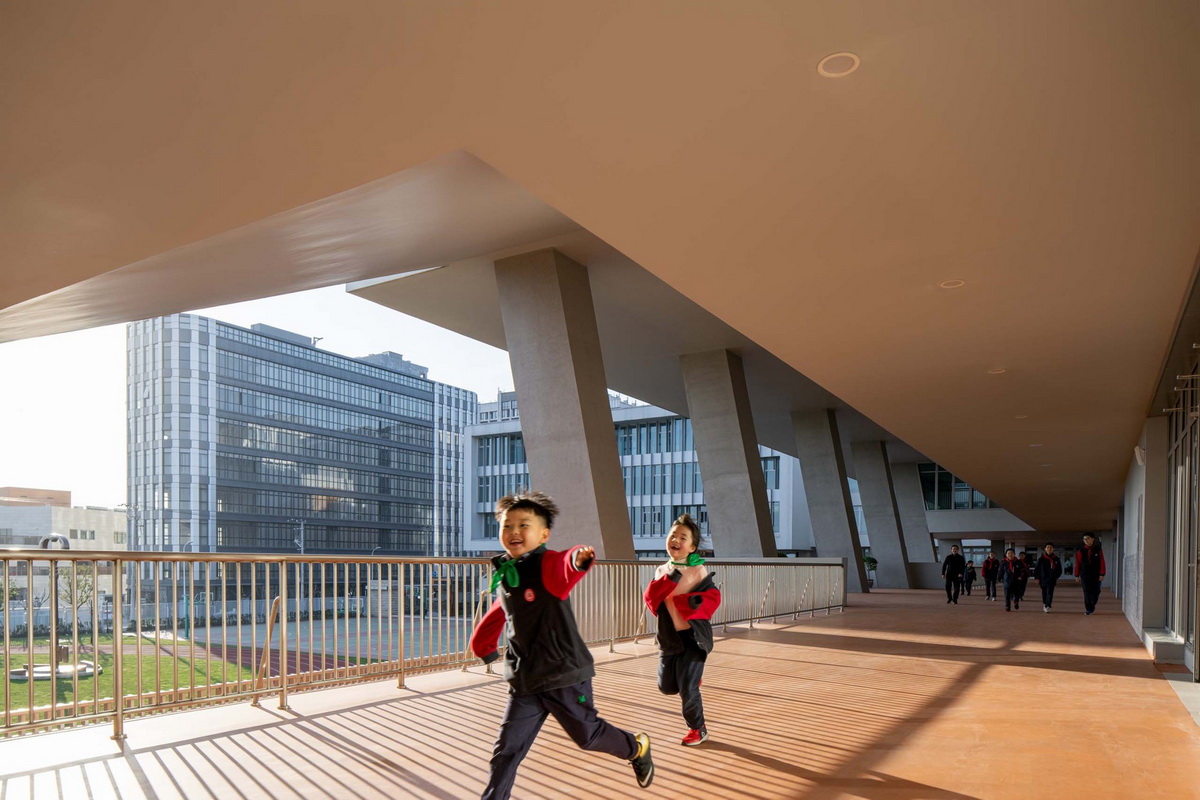 BIM建筑|华东师范大学第二附属中学前滩学校及冰厂田前滩幼儿园 / 致正建筑工作室+大正建筑事务所 BIM建筑|华东师范大学第二附属中学前滩学校及冰厂田前滩幼儿园 / 致正建筑工作室+大正建筑事务所