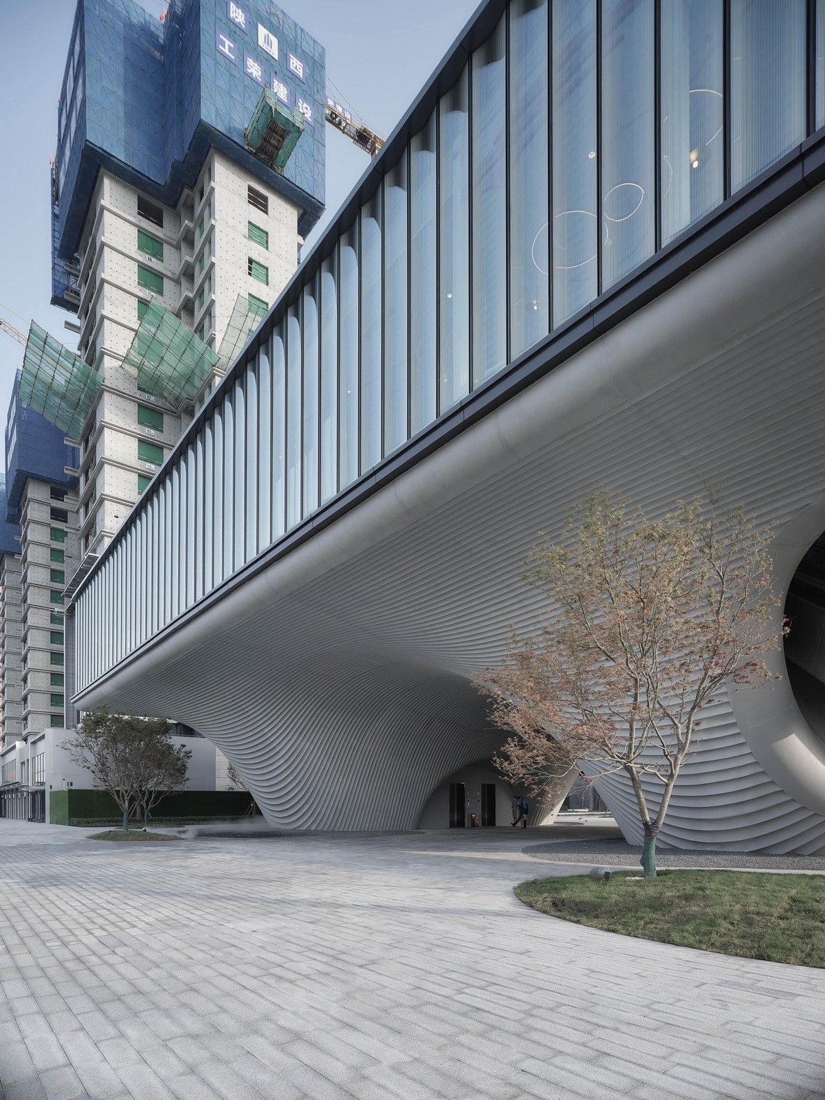 BIM建筑|漂浮之门——西安沣东新城莱安社区中心 / EID Architecture BIM建筑|漂浮之门——西安沣东新城莱安社区中心 / EID Architecture