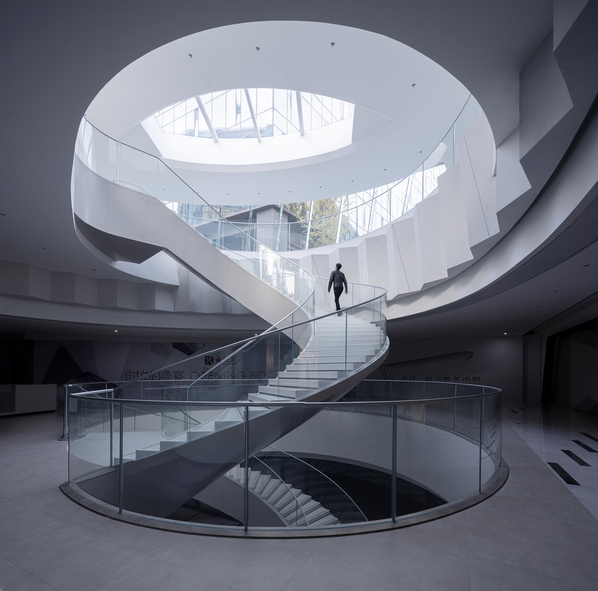 BIM建筑|上海虹桥首个当代艺术馆:一只“机翼”,跳脱于方盒子城市肌理 / 三益设计 BIM建筑|上海虹桥首个当代艺术馆:一只“机翼”,跳脱于方盒子城市肌理 / 三益设计