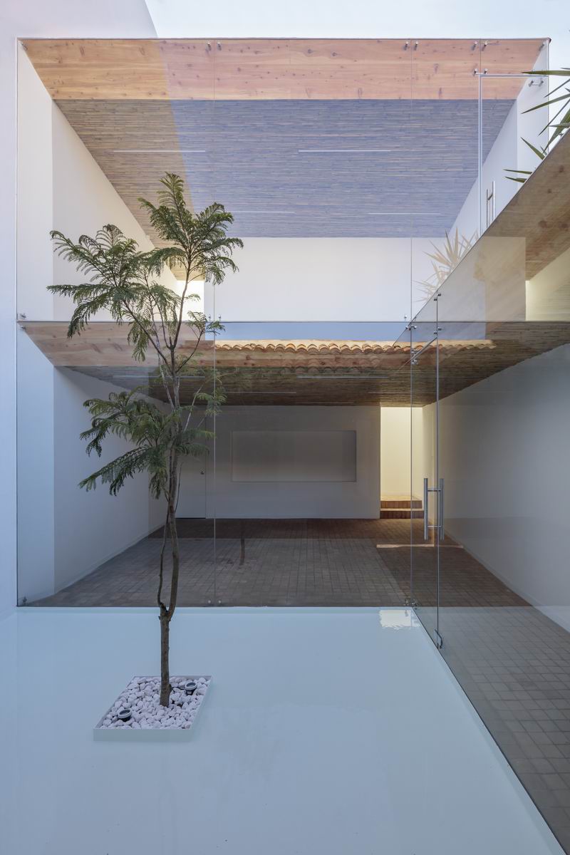 BIM建筑|旧建筑新改造 | 厄瓜多尔玻璃餐厅 BIM建筑|旧建筑新改造 | 厄瓜多尔玻璃餐厅