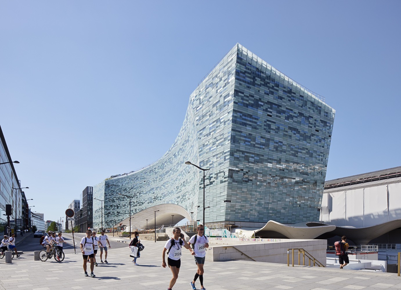 BIM建筑|挪威事务所Snøhetta将雪一般的建筑搬到了巴黎 | 世界报巴黎总部 BIM建筑|挪威事务所Snøhetta将雪一般的建筑搬到了巴黎 | 世界报巴黎总部