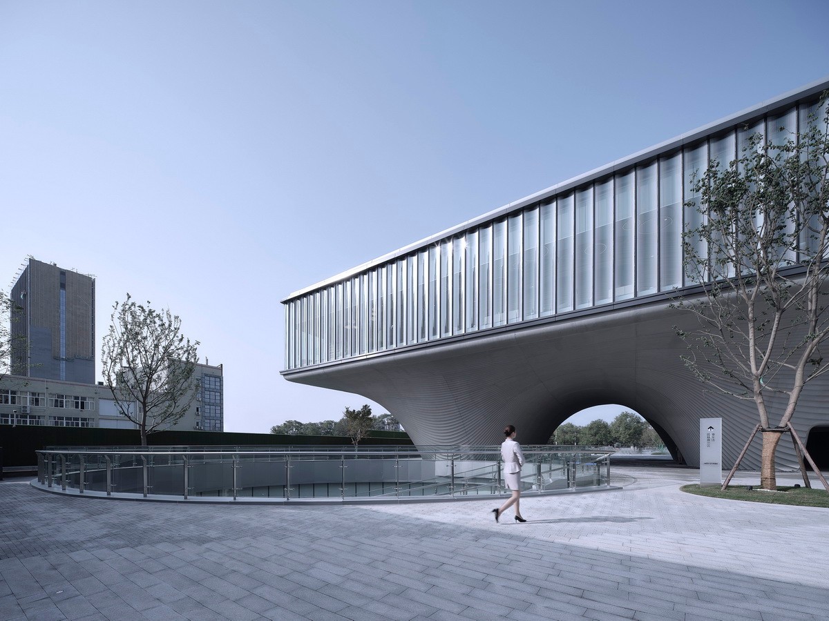 BIM建筑|漂浮之门——西安沣东新城莱安社区中心 / EID Architecture BIM建筑|漂浮之门——西安沣东新城莱安社区中心 / EID Architecture