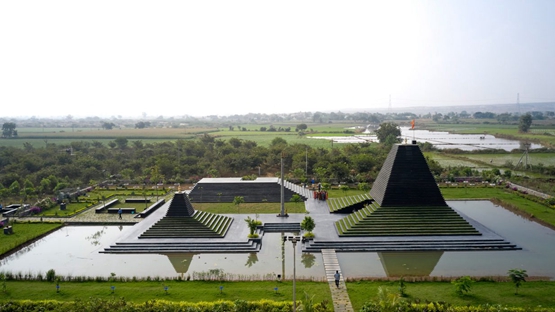 BIM建筑|萨梅普·帕多拉在安得拉邦创建阶梯式神庙 BIM建筑|萨梅普·帕多拉在安得拉邦创建阶梯式神庙