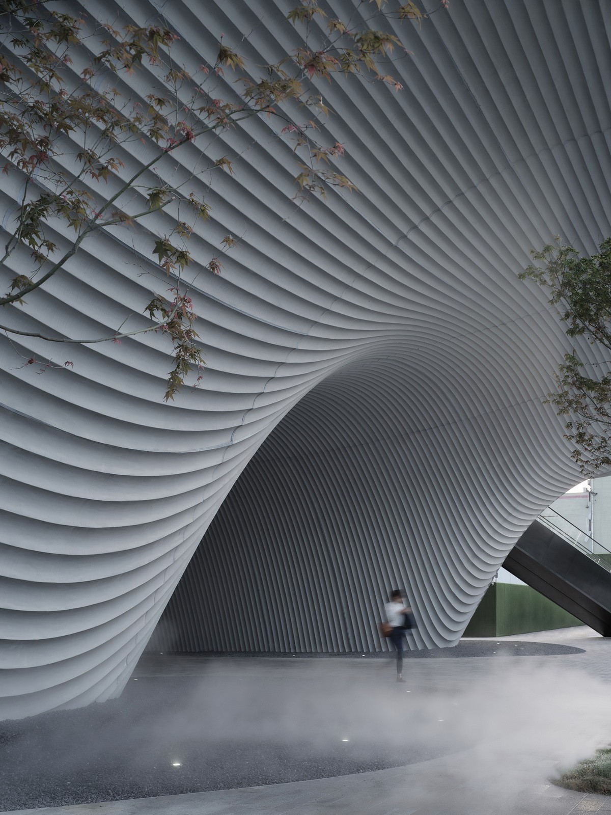 BIM建筑|漂浮之门——西安沣东新城莱安社区中心 / EID Architecture BIM建筑|漂浮之门——西安沣东新城莱安社区中心 / EID Architecture