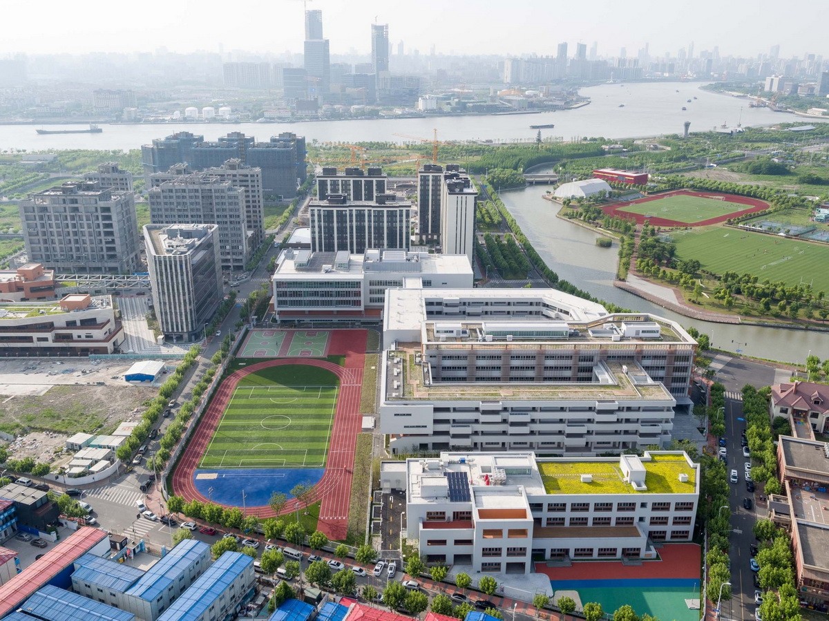 BIM建筑|华东师范大学第二附属中学前滩学校及冰厂田前滩幼儿园 / 致正建筑工作室+大正建筑事务所 BIM建筑|华东师范大学第二附属中学前滩学校及冰厂田前滩幼儿园 / 致正建筑工作室+大正建筑事务所