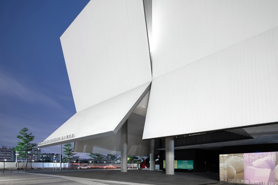 BIM建筑|许李严设计折叠立面的深圳设计博物馆 BIM建筑|许李严设计折叠立面的深圳设计博物馆