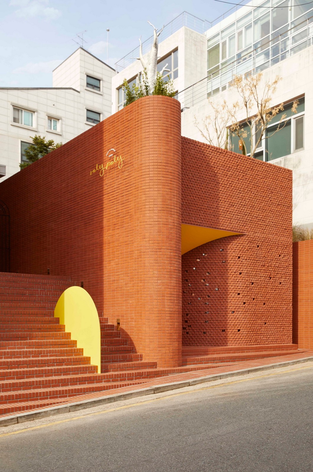 BIM建筑|Roly-Poly创意餐厅,韩国 / studioVASE BIM建筑|Roly-Poly创意餐厅,韩国 / studioVASE
