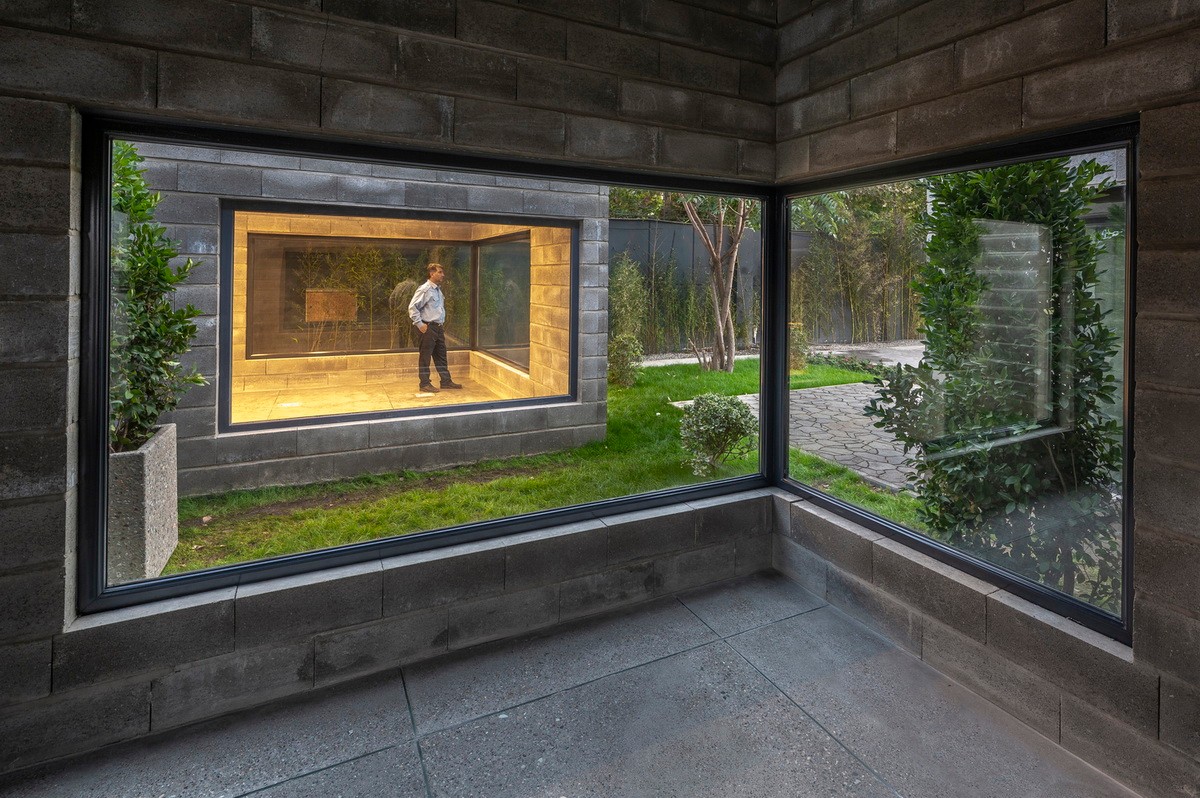 BIM建筑|Aptus 工厂展厅,庭院与光影之歌 / Hooba Design BIM建筑|Aptus 工厂展厅,庭院与光影之歌 / Hooba Design