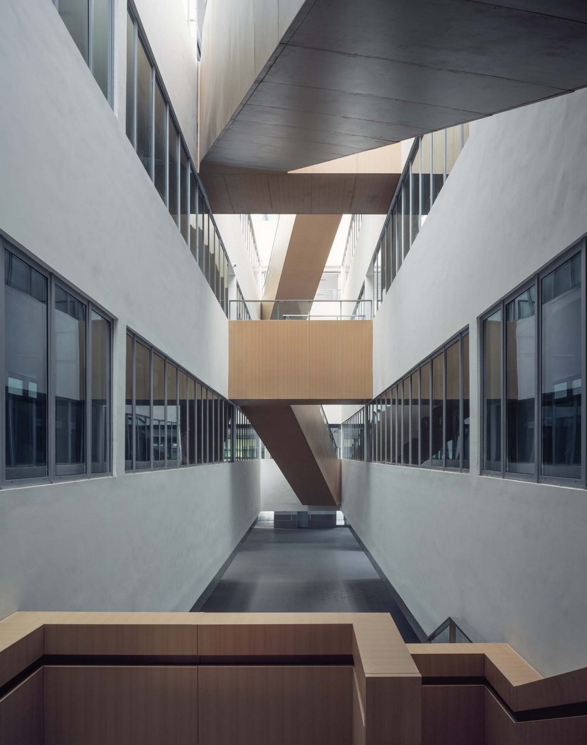 BIM建筑|华东师范大学第二附属中学前滩学校及冰厂田前滩幼儿园 / 致正建筑工作室+大正建筑事务所 BIM建筑|华东师范大学第二附属中学前滩学校及冰厂田前滩幼儿园 / 致正建筑工作室+大正建筑事务所
