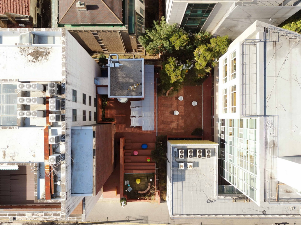 BIM建筑|Roly-Poly创意餐厅,韩国 / studioVASE BIM建筑|Roly-Poly创意餐厅,韩国 / studioVASE