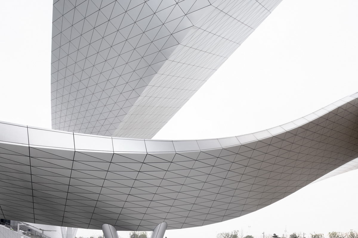 BIM建筑|苏州湾大剧院:太湖之畔的“飘带” / 克里斯蒂安·德·包赞巴克 BIM建筑|苏州湾大剧院:太湖之畔的“飘带” / 克里斯蒂安·德·包赞巴克
