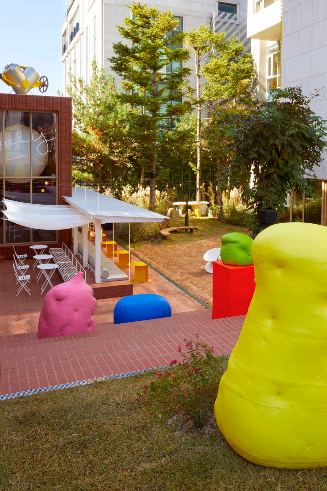 BIM建筑|Roly-Poly创意餐厅,韩国 / studioVASE BIM建筑|Roly-Poly创意餐厅,韩国 / studioVASE