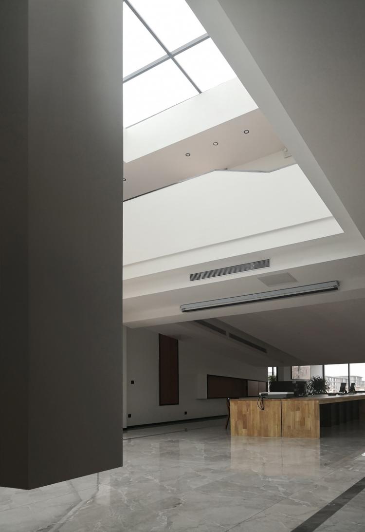 BIM建筑|夹缝中自然生长:中国.葫芦岛德邻堂产业楼设计实践 / DJ+建筑设计事务所 BIM建筑|夹缝中自然生长:中国.葫芦岛德邻堂产业楼设计实践 / DJ+建筑设计事务所
