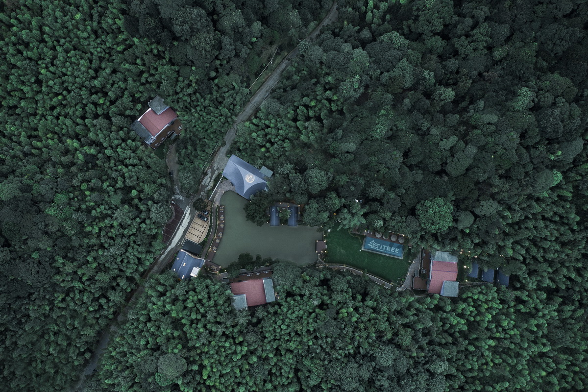 BIM建筑|南昆秘境艺术餐厅 / 城外建筑 BIM建筑|南昆秘境艺术餐厅 / 城外建筑