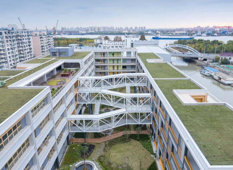 BIM建筑|秩序的启迪——上海市高安路第一小学华展校区 / 山水秀建筑事务所 BIM建筑|秩序的启迪——上海市高安路第一小学华展校区 / 山水秀建筑事务所