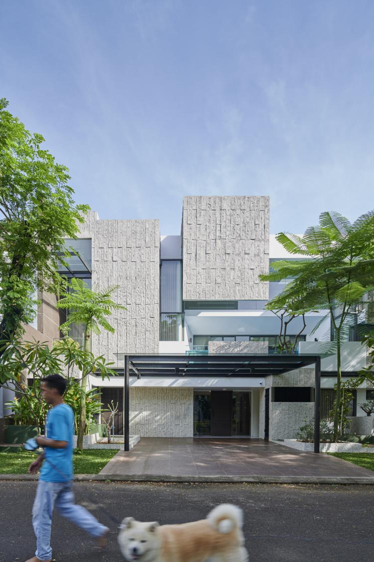 BIM建筑|印尼自然采光实验性住宅 / RAD+ar BIM建筑|印尼自然采光实验性住宅 / RAD+ar