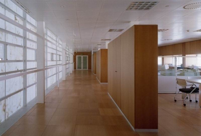 BIM建筑|经典项目:光与混凝土的故事 | 格拉纳达储蓄银行总部 BIM建筑|经典项目:光与混凝土的故事 | 格拉纳达储蓄银行总部