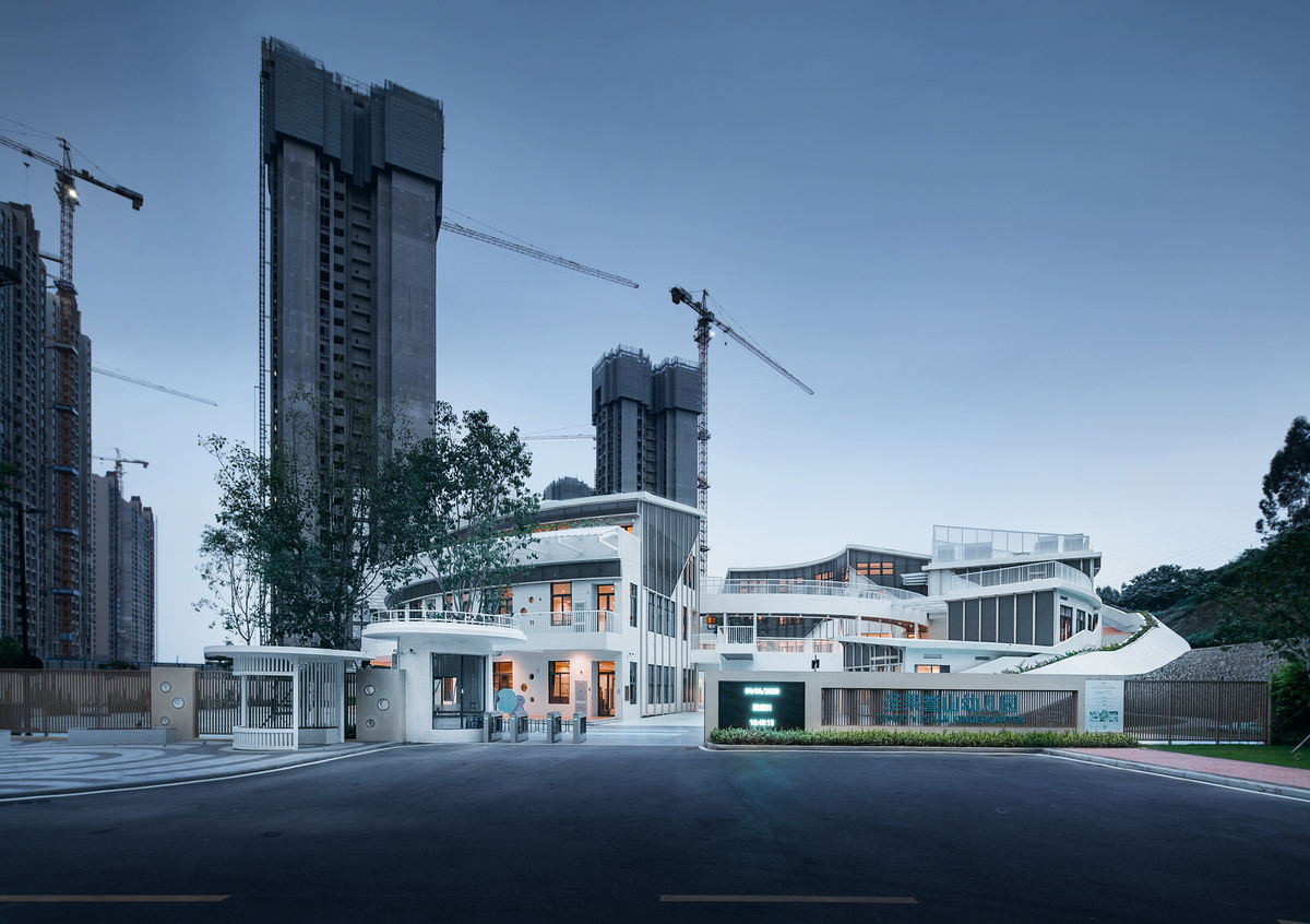 BIM建筑|圣果(誉山国际)幼儿园 / 迪卡幼儿园设计中心 BIM建筑|圣果(誉山国际)幼儿园 / 迪卡幼儿园设计中心