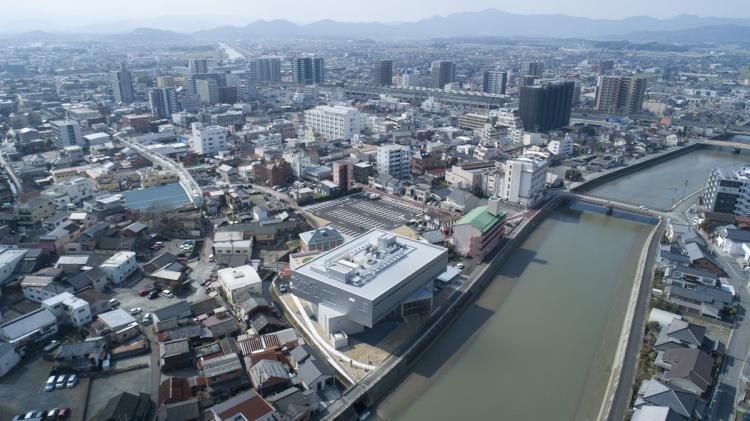 BIM建筑|Librio行桥:扭转与堆叠 / 三上建筑事务所 BIM建筑|Librio行桥:扭转与堆叠 / 三上建筑事务所