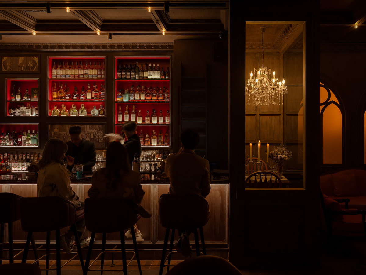 BIM建筑|仿佛中世纪“魔法师之家”:十二都MAGIC BAR / 高白空间设计事务所 BIM建筑|仿佛中世纪“魔法师之家”:十二都MAGIC BAR / 高白空间设计事务所