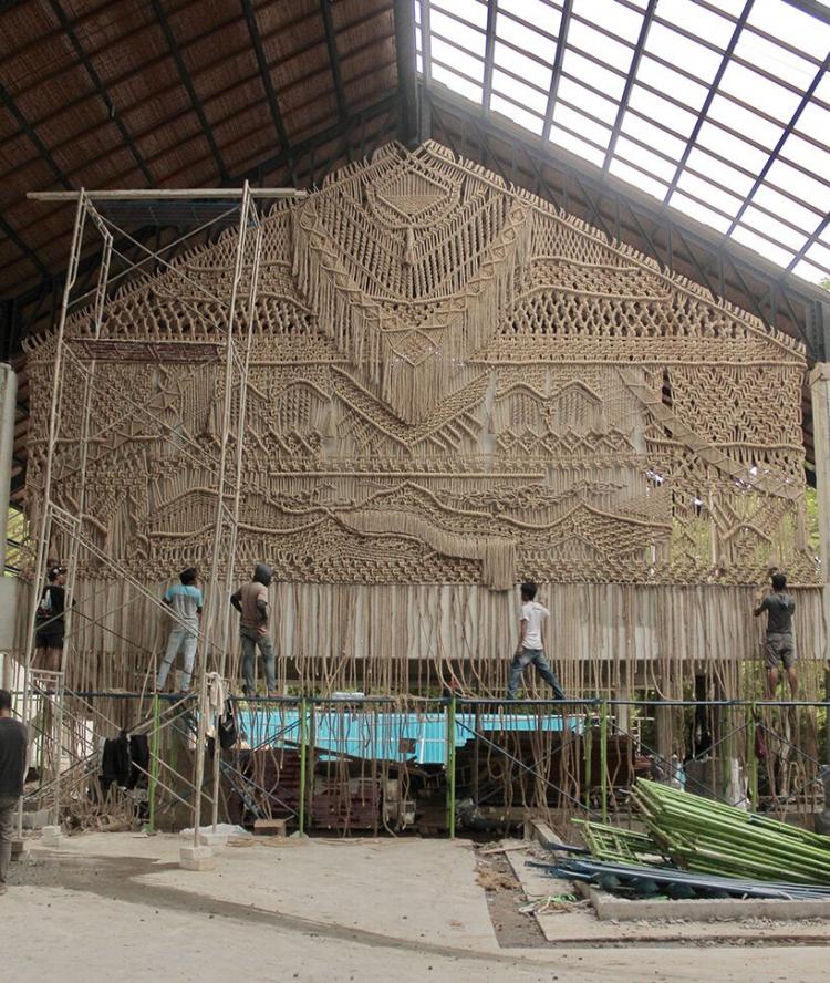 BIM建筑|巴厘岛海边的流苏“披风” ,传统手工艺的温度 / Agnes Hansella BIM建筑|巴厘岛海边的流苏“披风” ,传统手工艺的温度 / Agnes Hansella