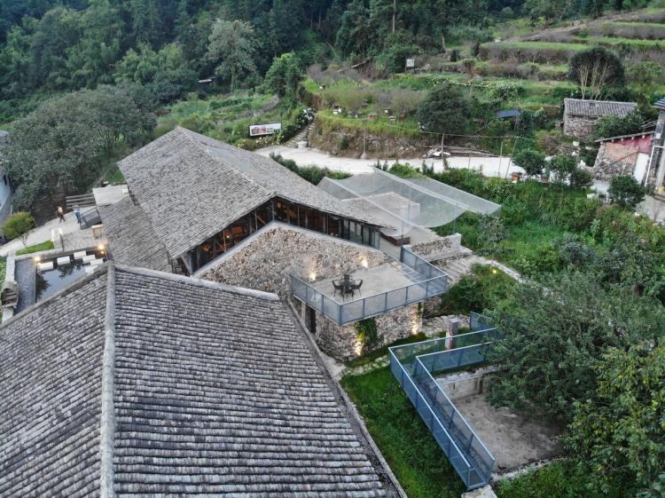 BIM建筑|小岙中通文化驿站:古朴村落中悠然而居 / 众生设计 BIM建筑|小岙中通文化驿站:古朴村落中悠然而居 / 众生设计